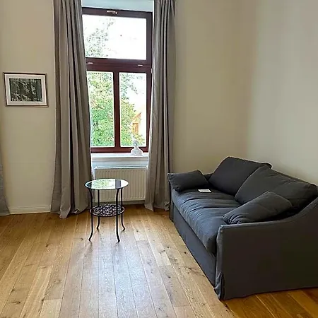 Zamek Jenisovice Hotel Mělník