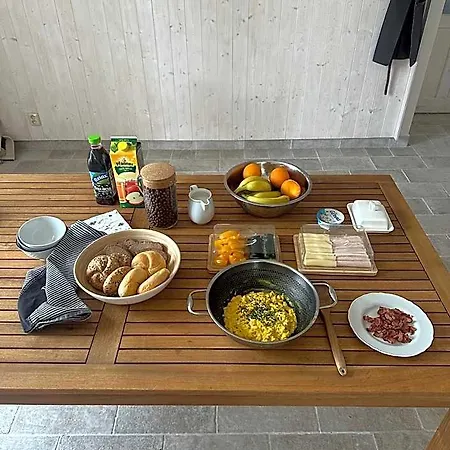 Hotel Zamek Jenisovice 3*